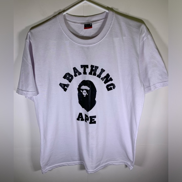 Bootleg bape logo tee - Picture 1 of 6